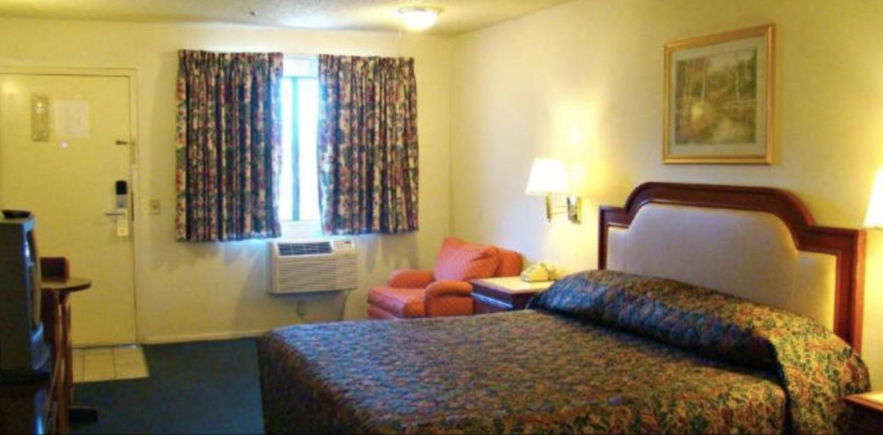 Highland Inn Hotel 3*