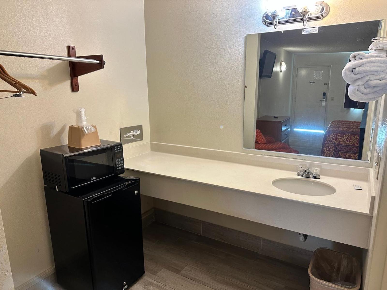 Highland Inn Hotel 3*